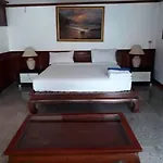 Blue Dolphin Phuket Patong